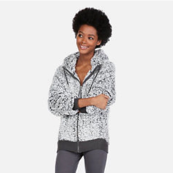 express oversized sherpa